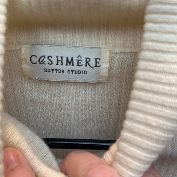 Sutton Studio cashmere turtleneck sweater - Picture 3 of 4